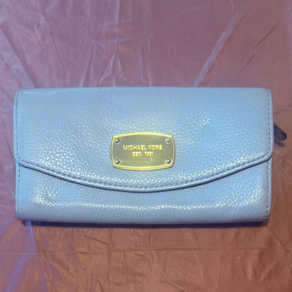 Michael Kors Light Blue Pebbled Jet Set Leather Continental Wallet Gold Plaque - Picture 2 of 8